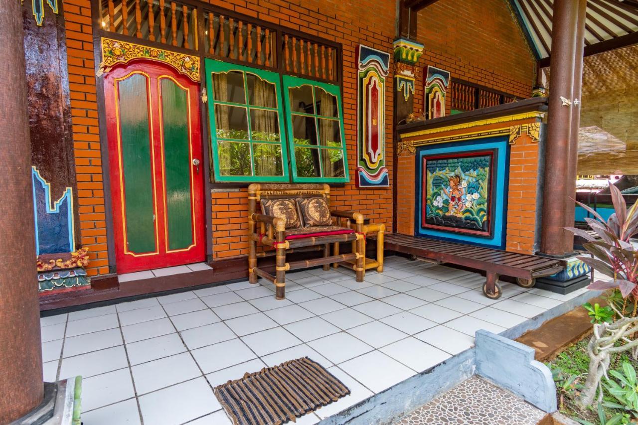Binaria Museum Hotel Lovina  Ngoại thất bức ảnh