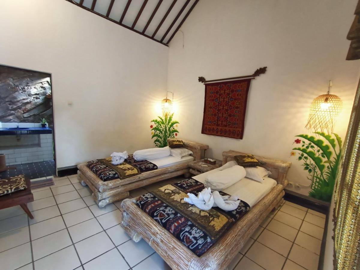 Binaria Museum Hotel Lovina  Ngoại thất bức ảnh
