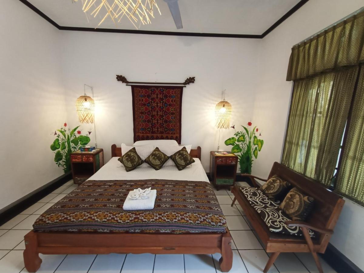 Binaria Museum Hotel Lovina  Ngoại thất bức ảnh